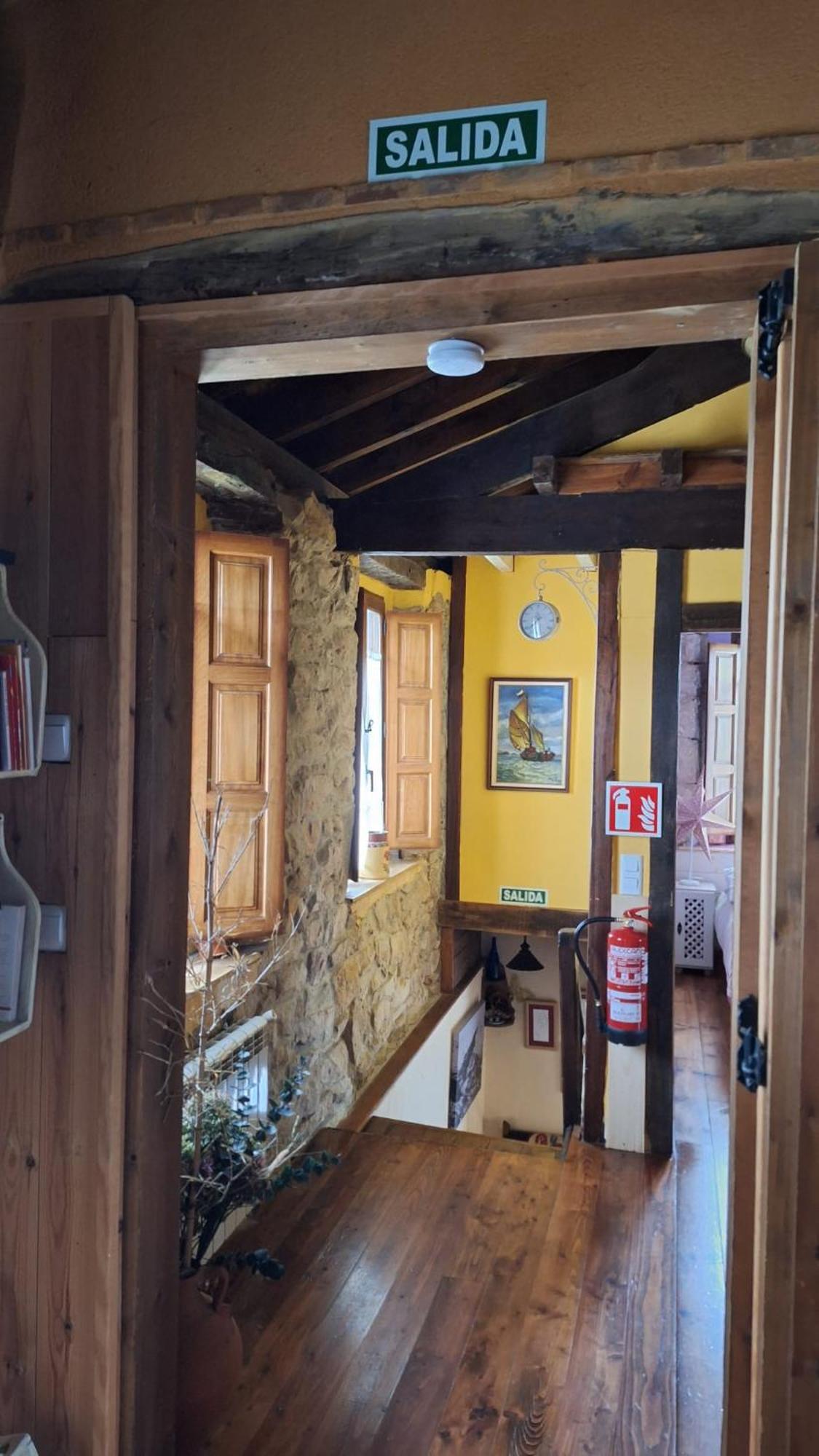 La Casuca De Antoniooti Villa Las Rozas de Valdearroyo ภายนอก รูปภาพ